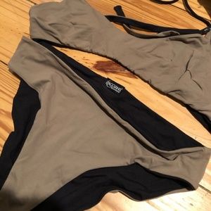 Raggianti Beachwear– reversible Italian bikini.